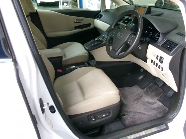 Lexus HS 2010-03 11403-28