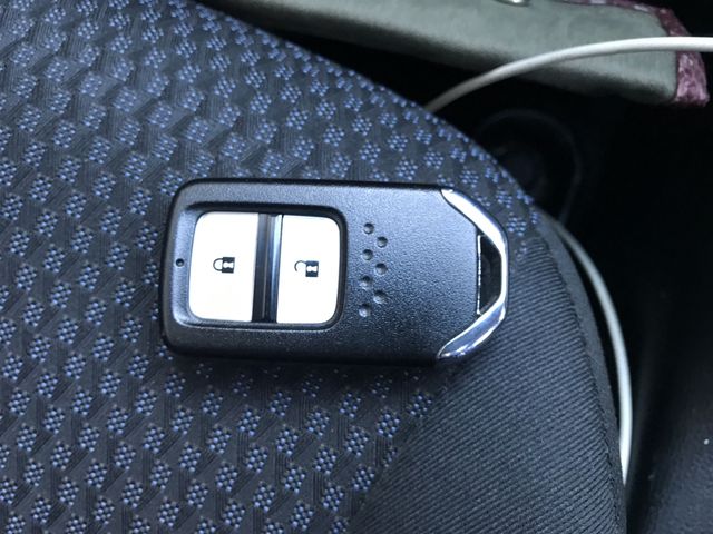 Honda FIT 2017-12 190628-27
