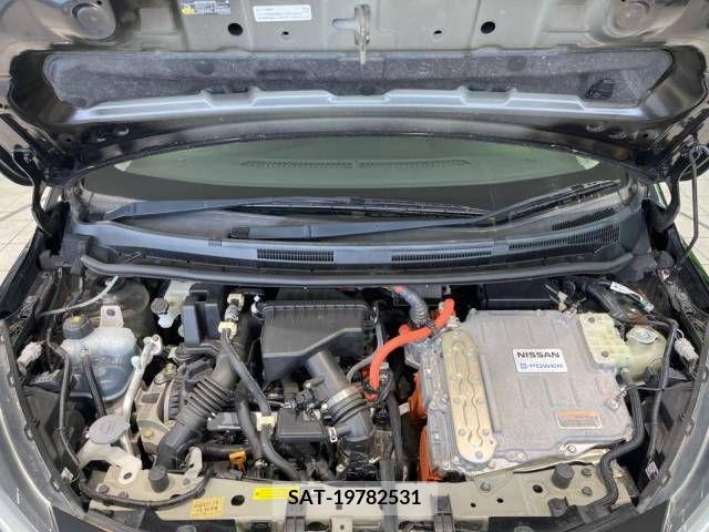 Nissan NOTE 2017-05 279851-19