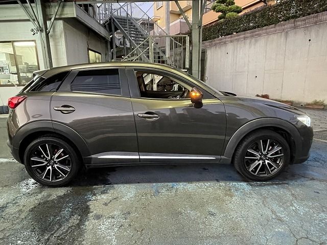 Mazda CX-3 2015-10 15904-8