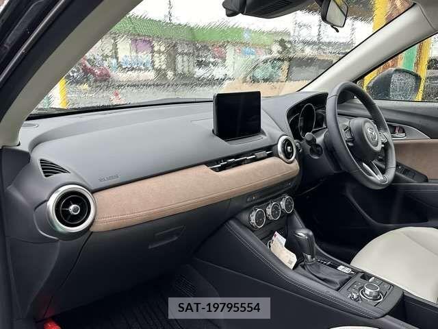 Mazda CX-3 2022-01 268610-4
