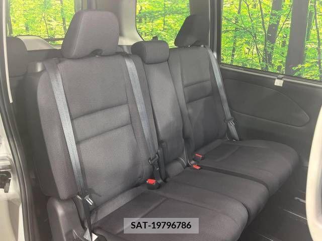 Nissan SERENA 2018-10 324922-10