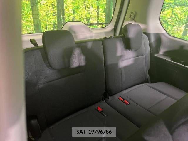 Nissan SERENA 2018-10 324922-8
