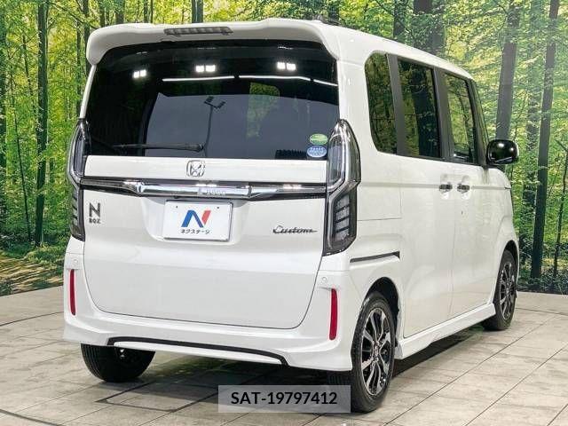 Honda N BOX CUSTOM 2020-09 380778-17
