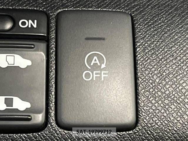 Honda e 2012-07 210044-7