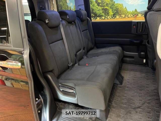 Honda e 2012-07 210044-9