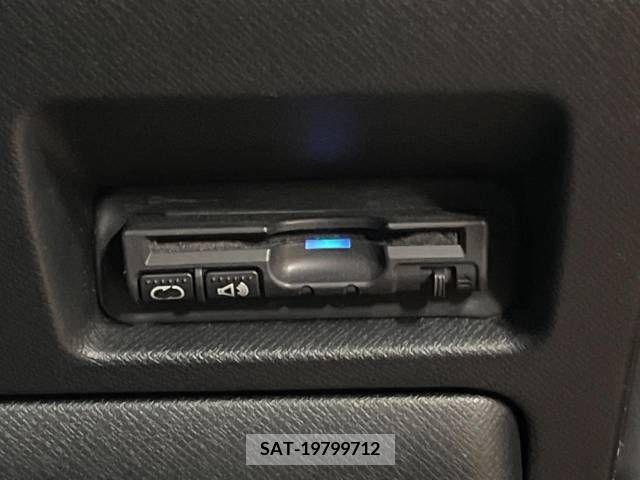 Honda e 2012-07 210044-4