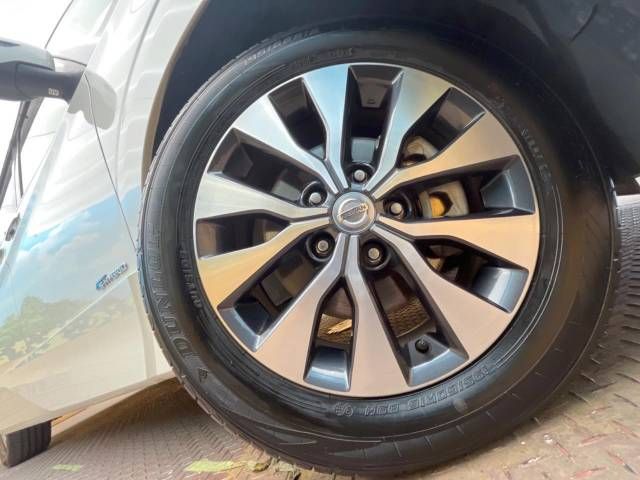 Nissan SERENA 2017-01 182937-13