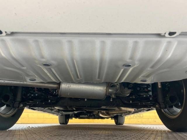 Nissan SERENA 2017-01 182937-19