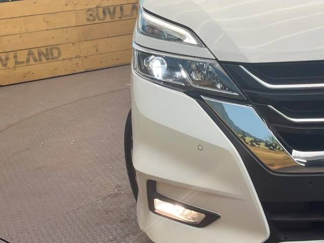 Nissan SERENA 2017-01 182937-12