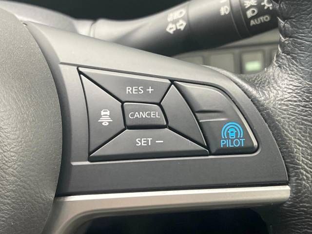 Nissan SERENA 2017-01 182937-4