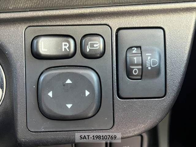 Toyota AQUA 2015-01 356141-21
