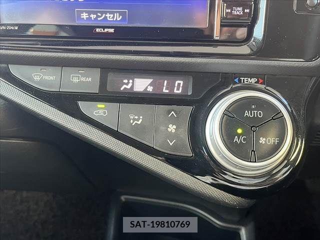 Toyota AQUA 2015-01 356141-20