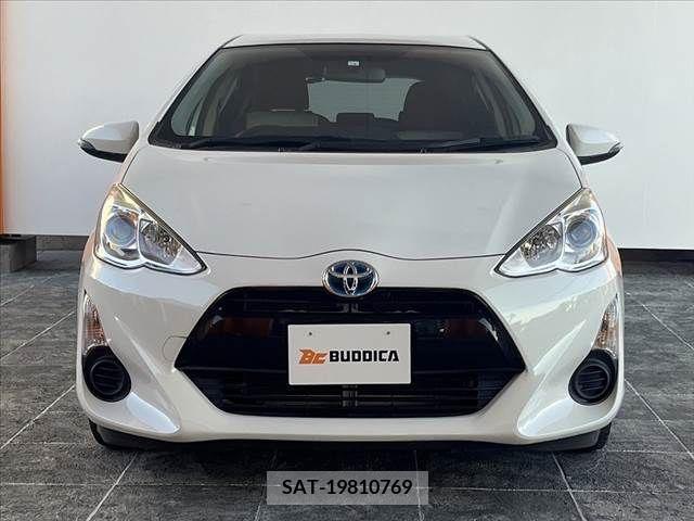 Toyota AQUA 2015-01 356141-8