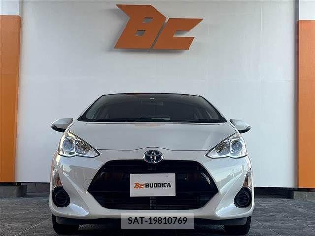 Toyota AQUA 2015-01 356141-9