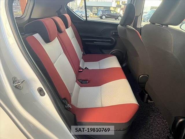 Toyota AQUA 2015-01 356141-17