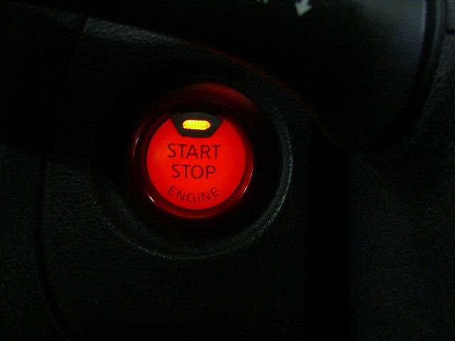 Nissan JUKE 2013-10 192830-21
