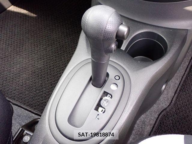 Nissan NOTE 2019-06 365316-9