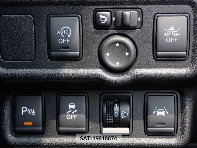 Nissan NOTE 2019-06 365316-8