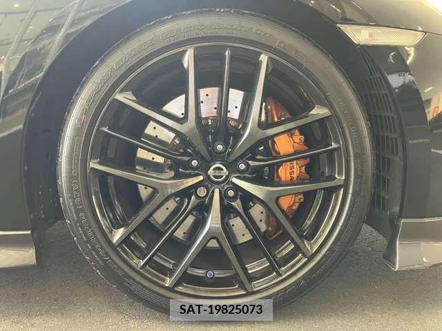 Nissan GT-R 2018-01 270842-19