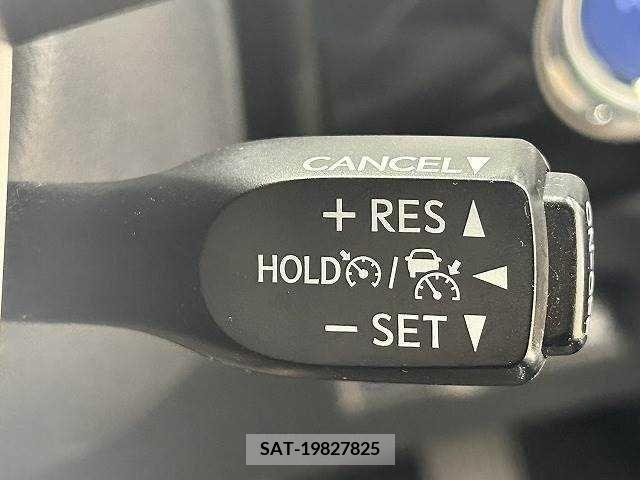 Toyota PRIUS PHV 2018-12 282515-6