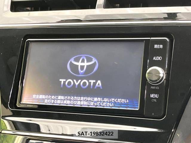 Toyota PRIUS ALPHA 2017-02 218981-2
