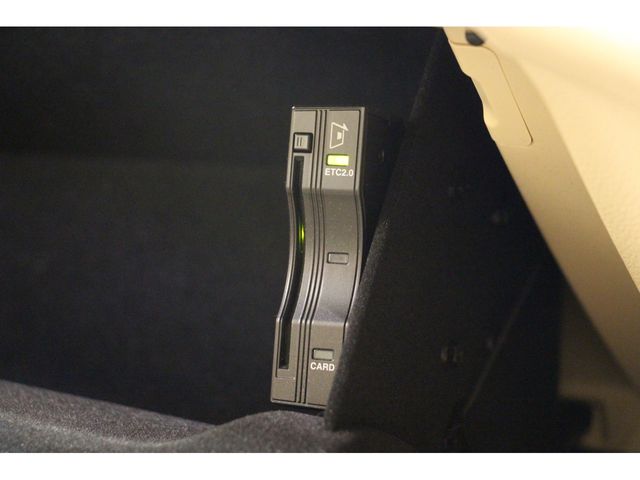 Jeep GRAND CHEROKEE 2022-09 7926-11