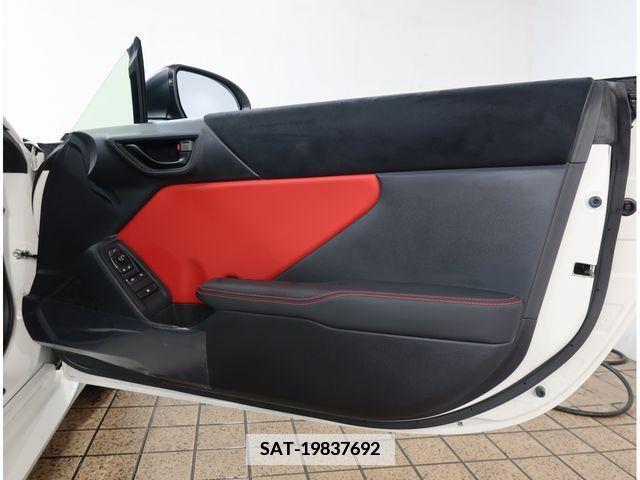 Toyota 86 2022-10 338852-25