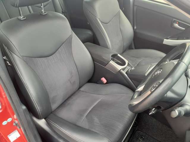 Toyota PRIUS 2012-10 8123-11