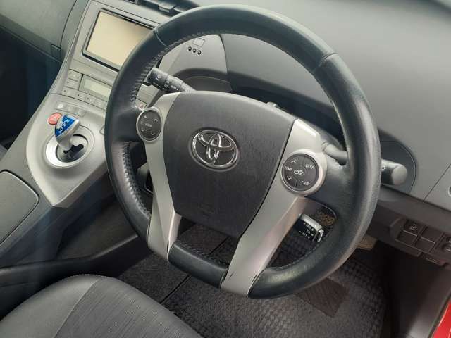 Toyota PRIUS 2012-10 8123-13