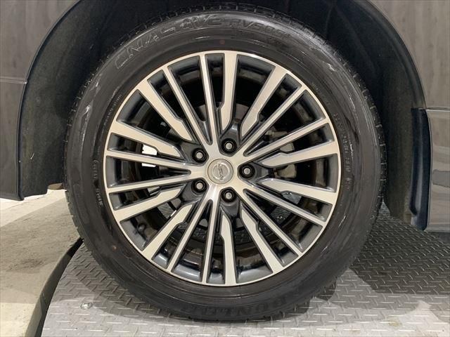Nissan ELGRAND 2015-01 5472-16