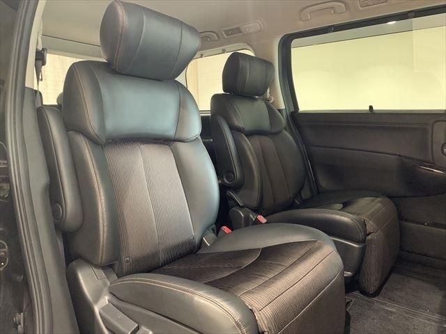 Nissan ELGRAND 2015-01 5472-19