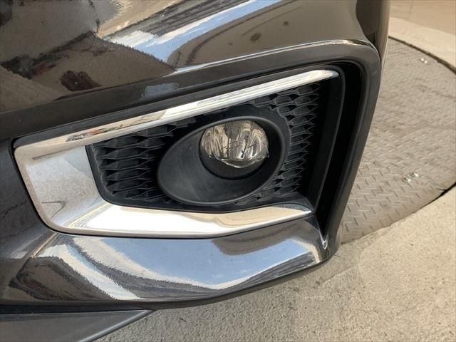 Nissan ELGRAND 2015-01 5472-10