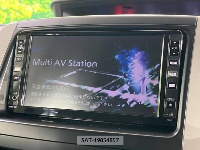 Toyota VOXY 2007-10 321244-2