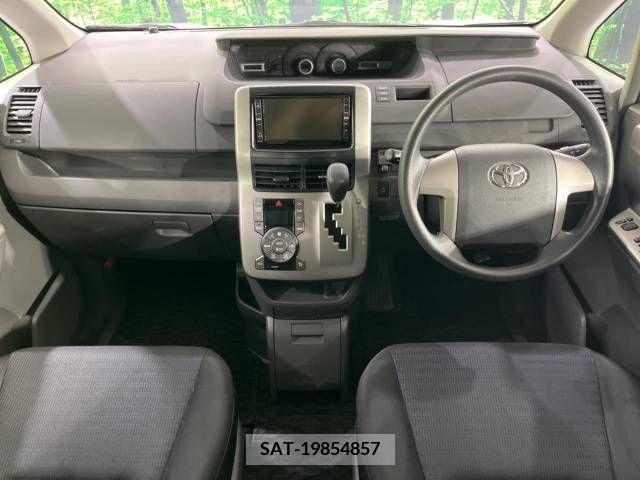 Toyota VOXY 2007-10 321244-1