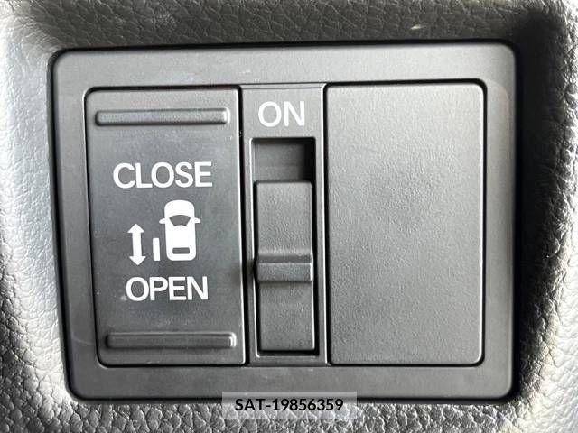 Honda N BOX CUSTOM 2021-04 278895-5