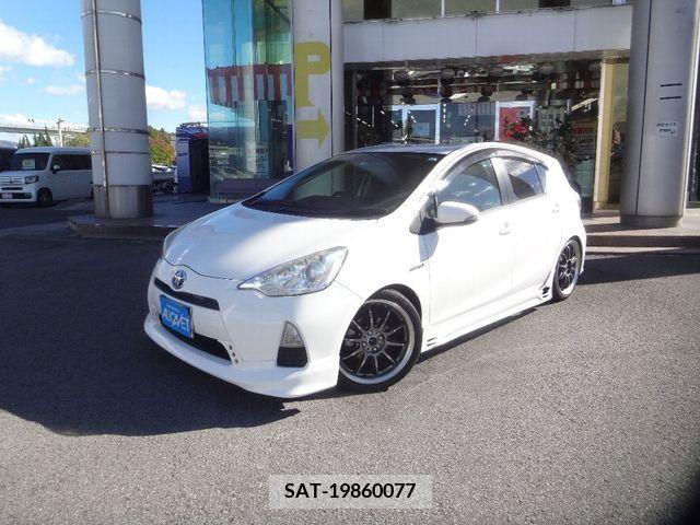 Toyota AQUA 2012-05 208583-0