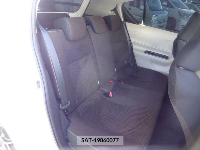 Toyota AQUA 2012-05 208583-7