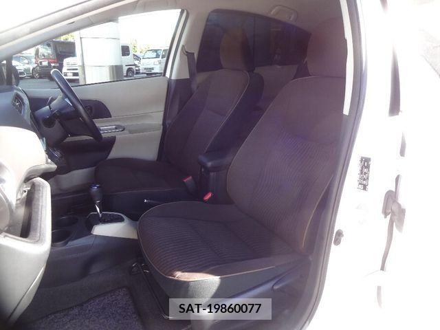 Toyota AQUA 2012-05 208583-9