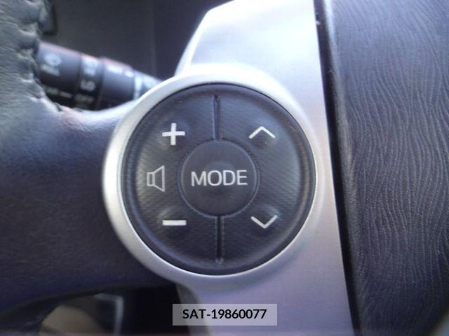 Toyota AQUA 2012-05 208583-19