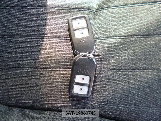 Honda FIT 2020-08 381939-28