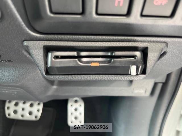 Subaru FORESTER 2018-09 331814-14