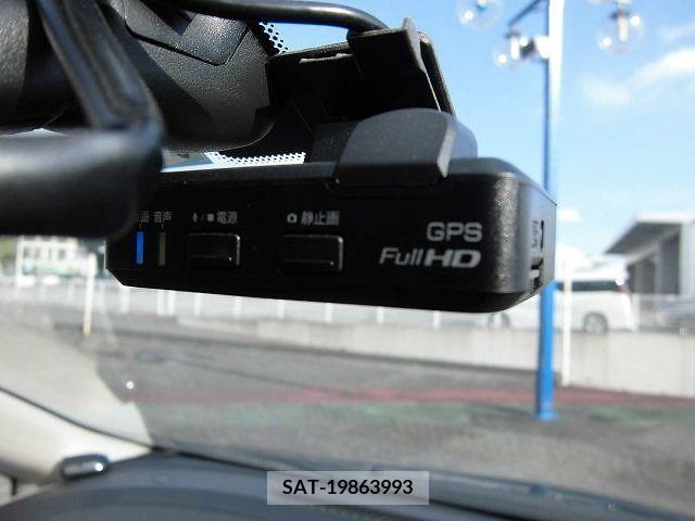 Nissan NOTE 2015-09 392916-5