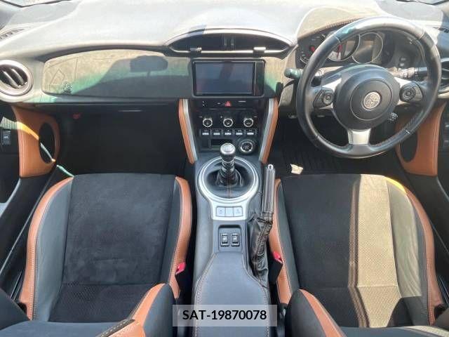 Toyota 86 2019-09 355210-1