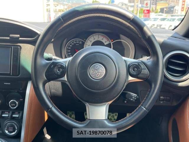 Toyota 86 2019-09 355210-11