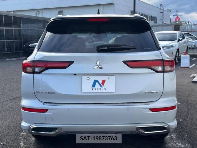 Mitsubishi OUTLANDER PHEV 2023-10 348965-15