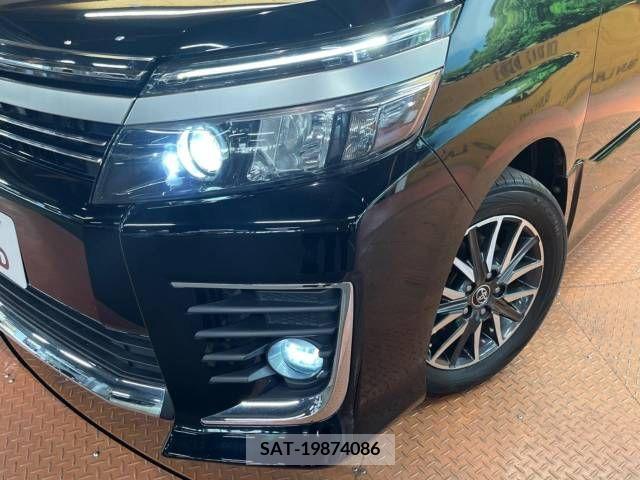 Toyota VOXY 2016-10 343816-12