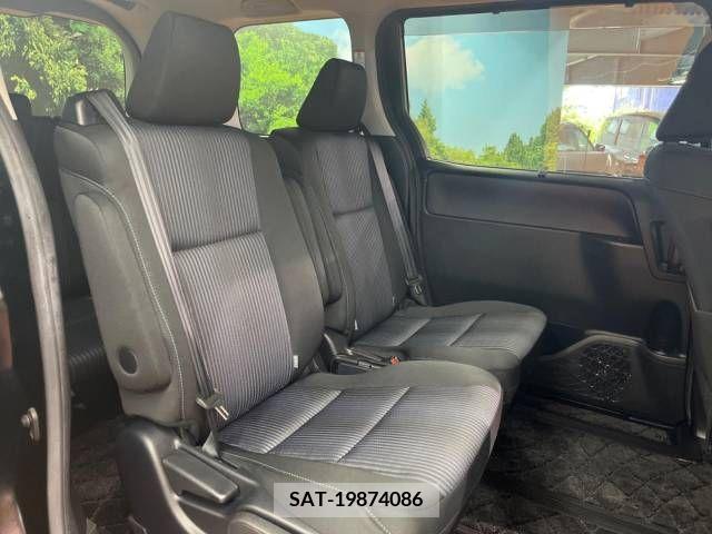 Toyota VOXY 2016-10 343816-9