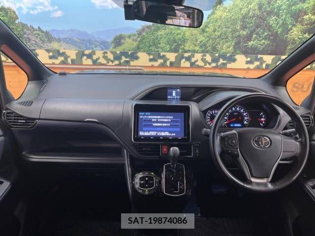 Toyota VOXY 2016-10 343816-1