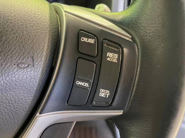 Honda e 2013-10 9307-6